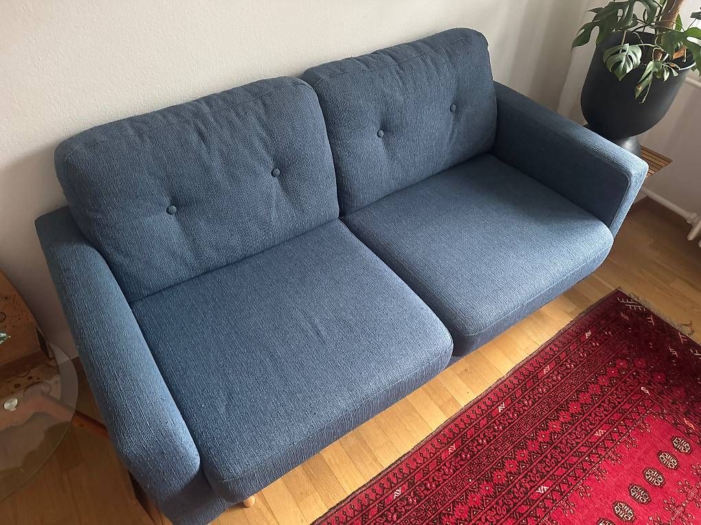 Sofas: 2-Sitzer Sofa (ca. 167 × 82 cm) - Reserviert – Gebraucht aus Zürich von sar_rsg7 1