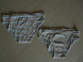 Lot 2 slips Petit Bateau 128