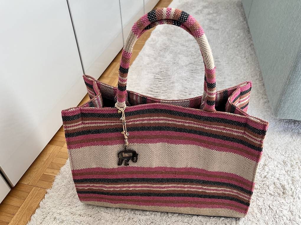 Taschen für Damen: Totebag Anokhi – Gebraucht aus Lausanne von Chandolin