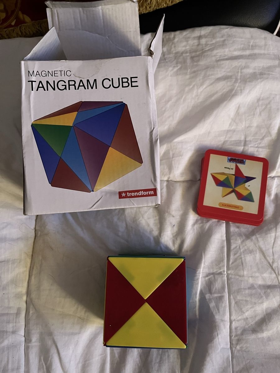Giochi: Magnetisches Tangram Cube Geduldspiel – Usato da Hindelbank venduto da Warentaxi