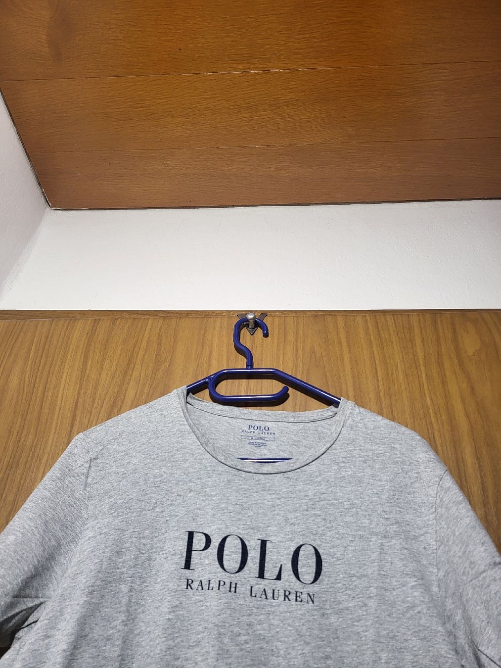 Ralph Lauren T-shirts: Polo Ralph Lauren gris, taille M – D'occasion à Niedergösgen par Eva2410 2