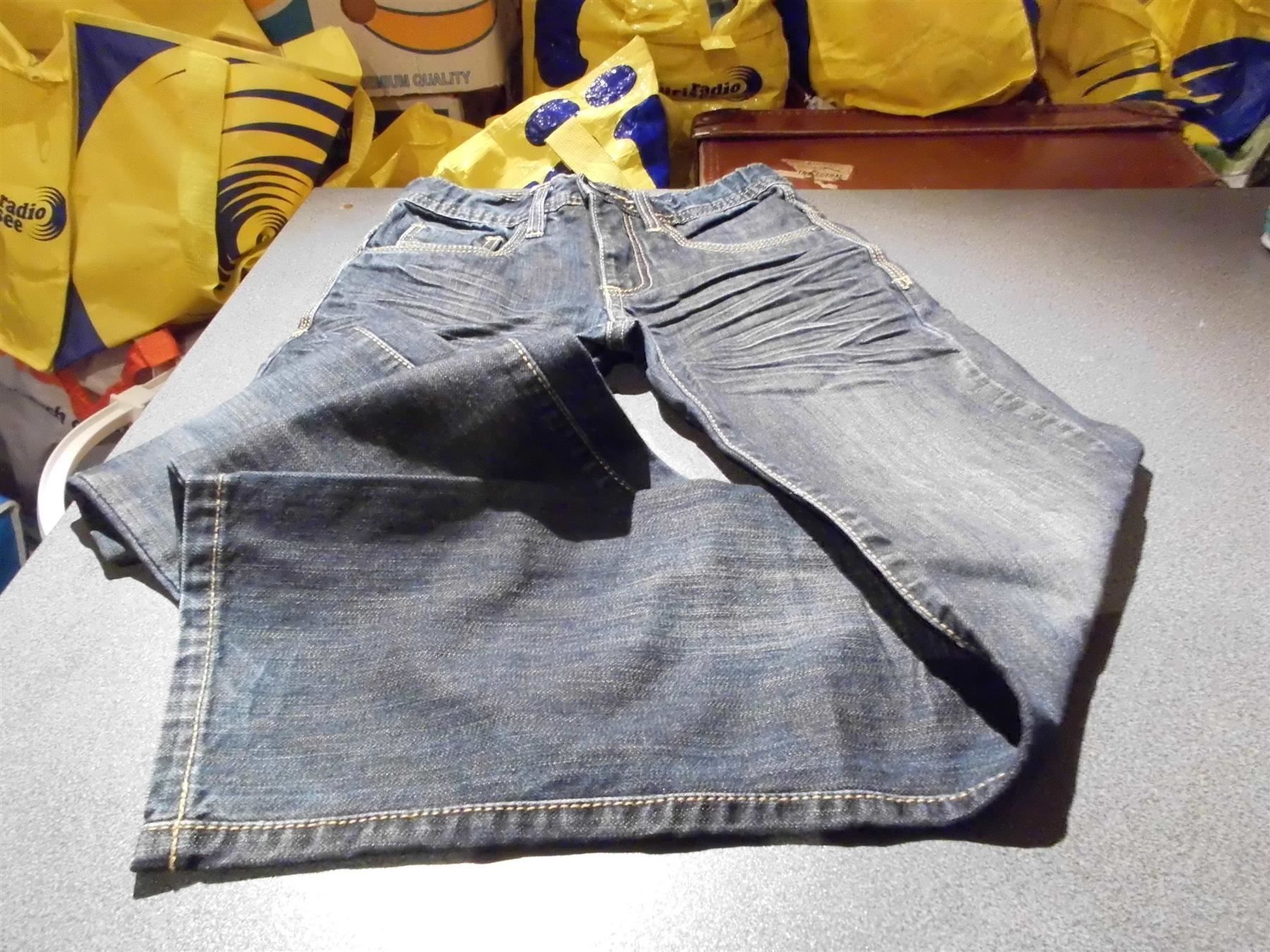 C&A Pantalons: Jeans Grösse 140, C&A, dunkel – D'occasion à Zürich par abraxas1291