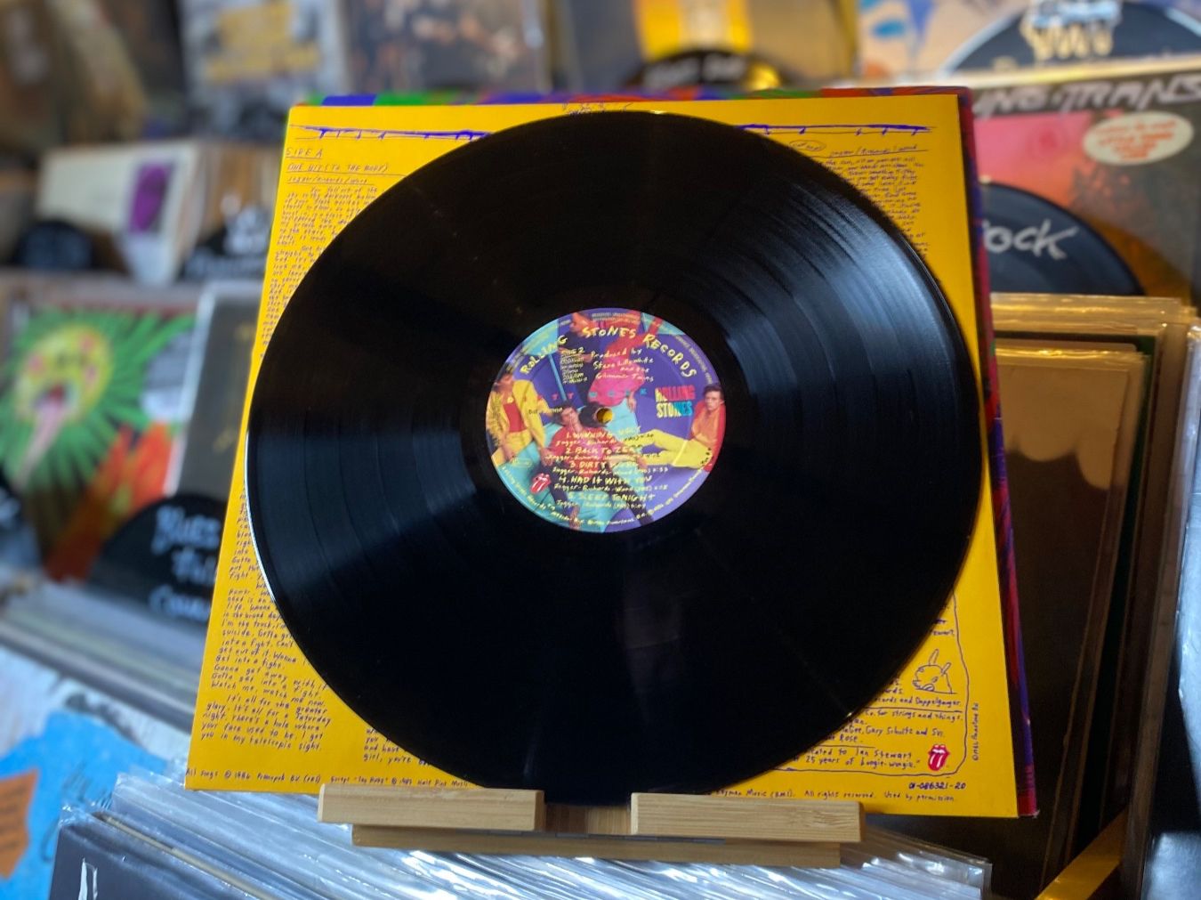 Dischi in vinile: THE ROLLING STONES - DIRTY WORK...OG EU 1986...VG++/VG+ – Usato da Gals venduto da Diskopatshop 4