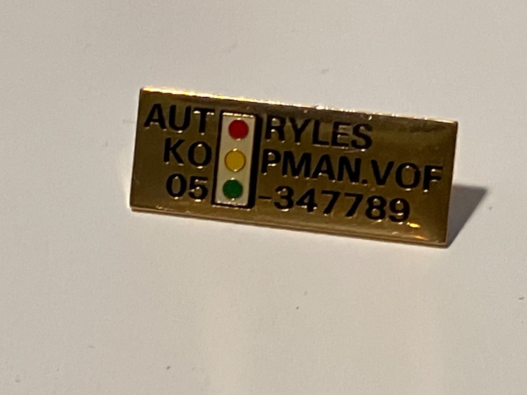 Plaquettes & Badges: 1 Pin AUTORYLES KOOPMAN.VOF – D'occasion à Basel par djwwpp
