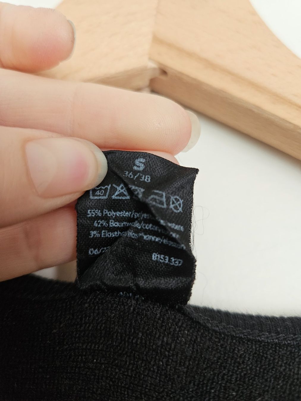 Maglioni & Felpe: Feiner, schwarzer Pulli Gr.36/38 – Usato da Schaffhausen venduto da sabrina915 3