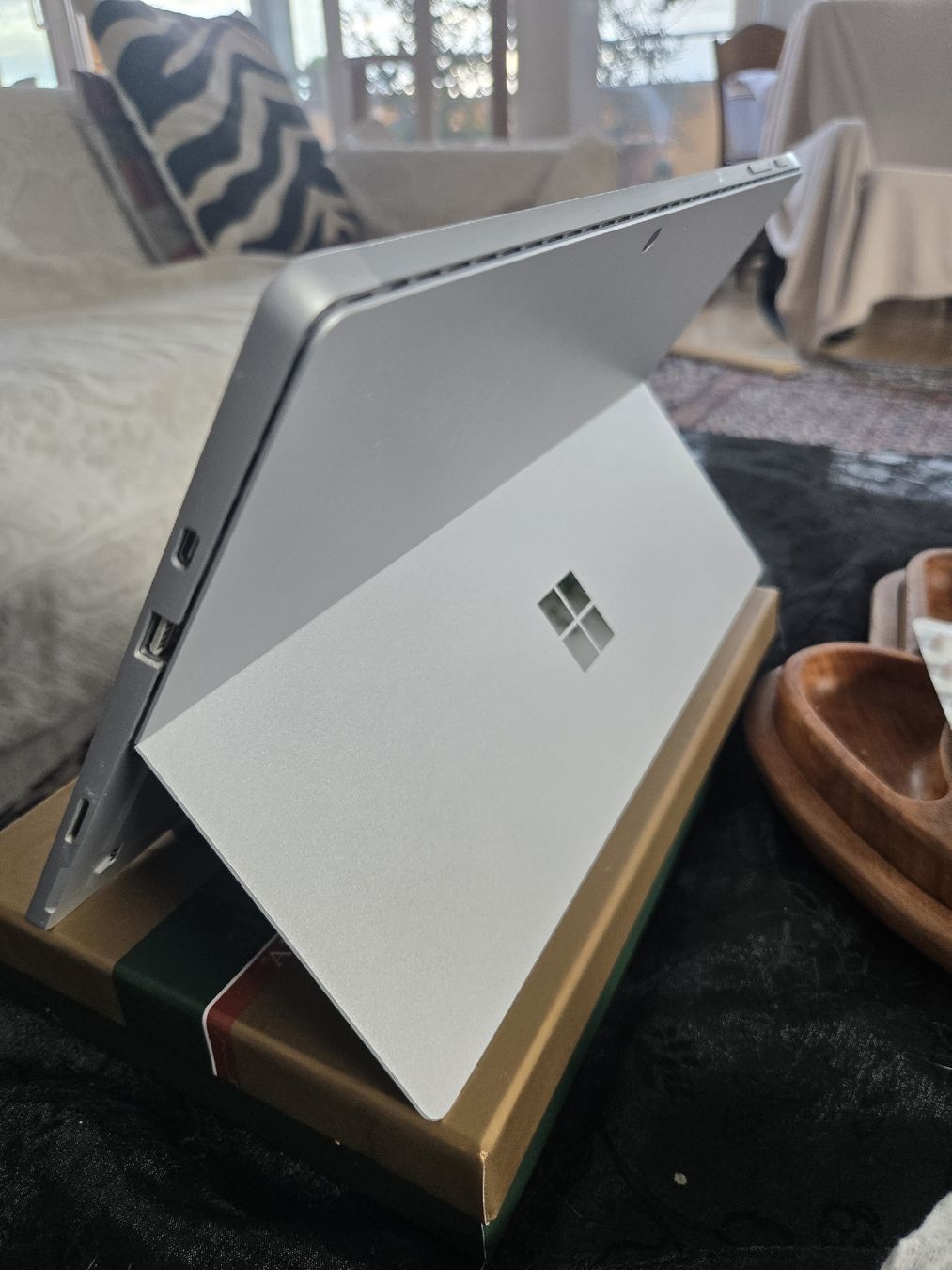 Microsoft Notebook: Microsoft Surface Pro 7 (i5 / 8GB / 256GB) – Usato da Neuchâtel venduto da zuh_cml9 3
