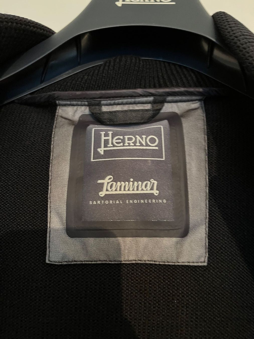 Herno Giacche: Herno Jacke – Nuovo e nell'imballaggio originale da Kilchberg ZH venduto da nil_tvt7 6