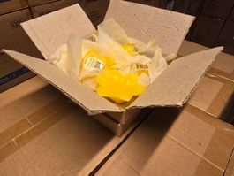 12x neue Deko Kerzen gelb Blumenblüte ab 1.-