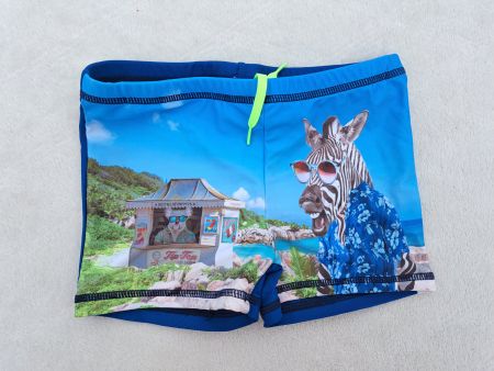 Tolle Kinder Badehose Gr. 122/128 (neu)