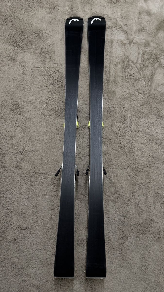 Head Sci: Head Worldcup Rebels Ski mit Bindung gebraucht 144 cm – Usato da Dietlikon venduto da Ajan.001 5