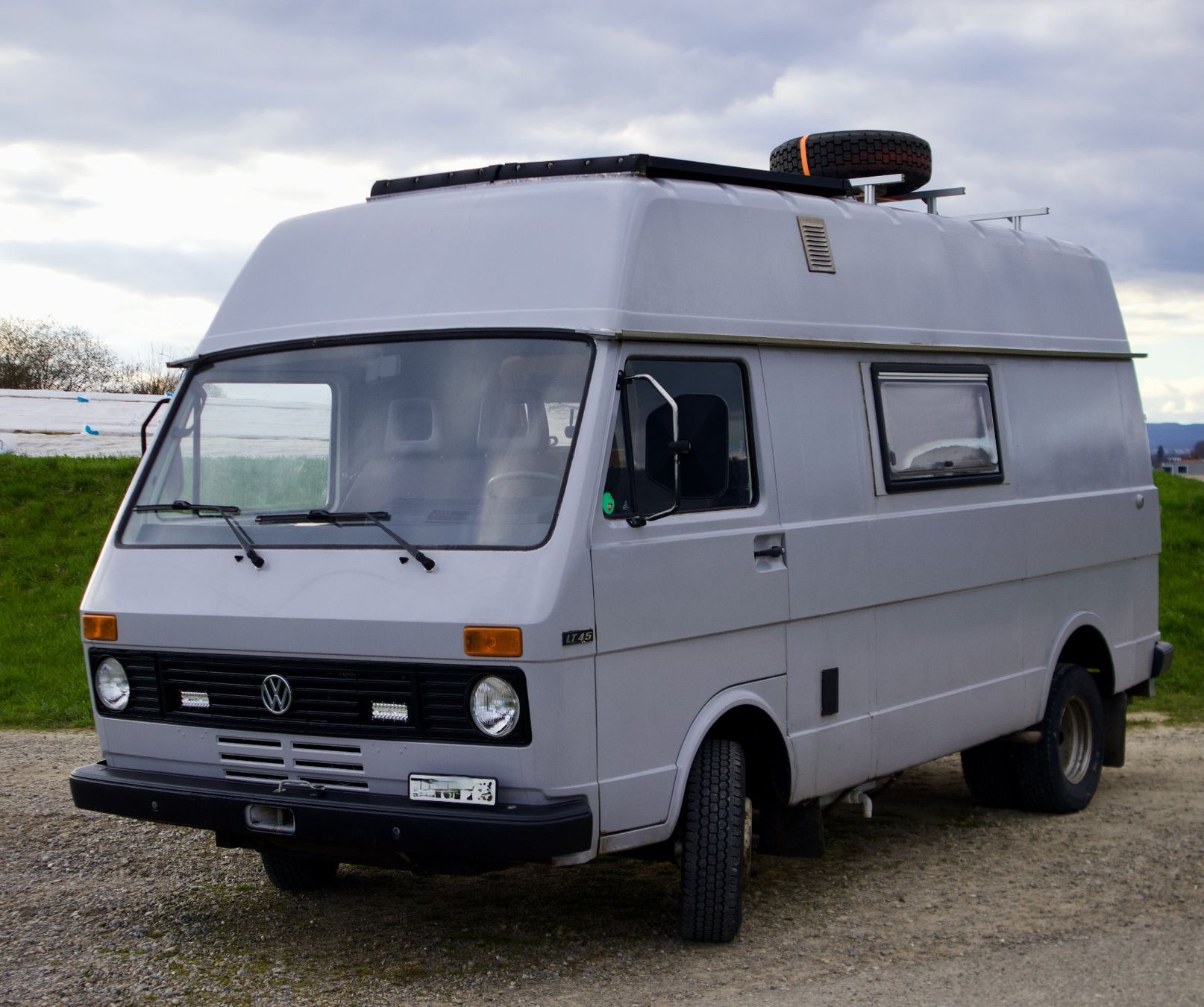 VW Camping Fahrzeuge: VW LT 45 aus 2. Hand mit 34'000km – Gebraucht aus Guntershausen von brianstark