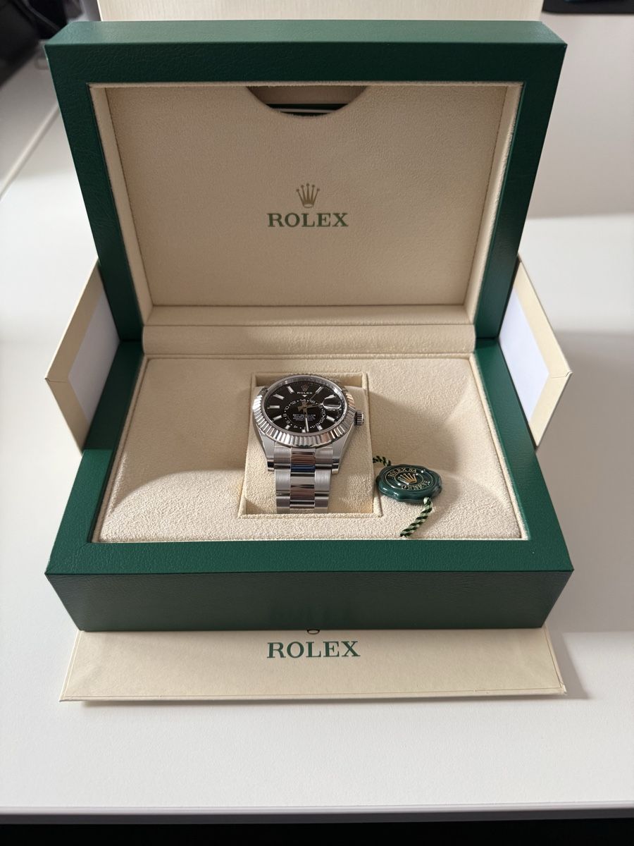 Rolex Orologi: Rolex - Sky-Dweller – Nuovo e nell'imballaggio originale da pully venduto da asi_w6gl