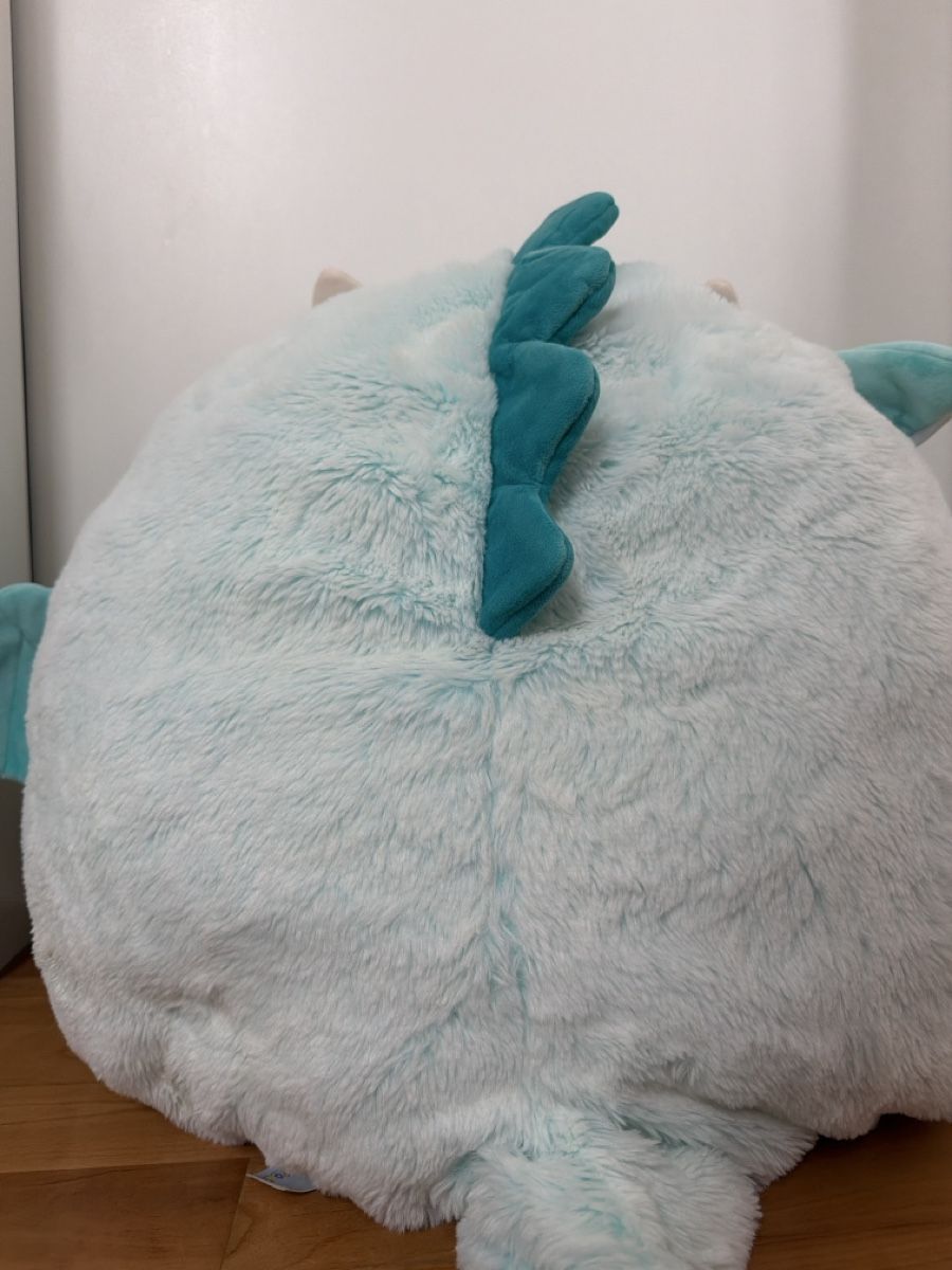 Squishmallows Giocattoli: Riesen Squishmallow Drache in Hellblau - Kuschelig! – Usato da Fällanden venduto da Melinazh 4