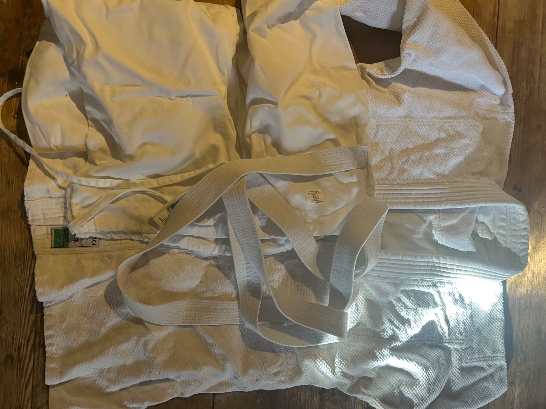 Uniformi: Aikido Tenu – Usato da Pfungen venduto da AlexSmith07