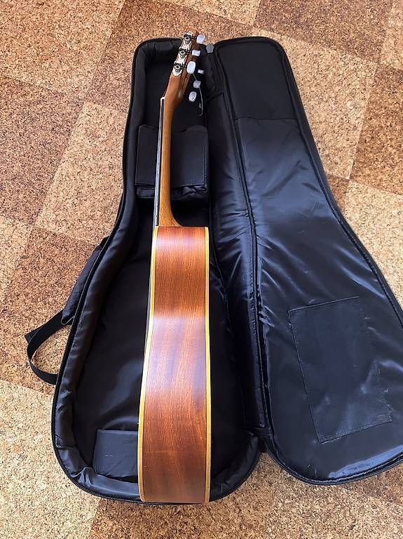 Strumenti musicali: Ortega 1/2 Kinder gitarre  – Usato da Küsnacht ZH venduto da Silkefranz 2