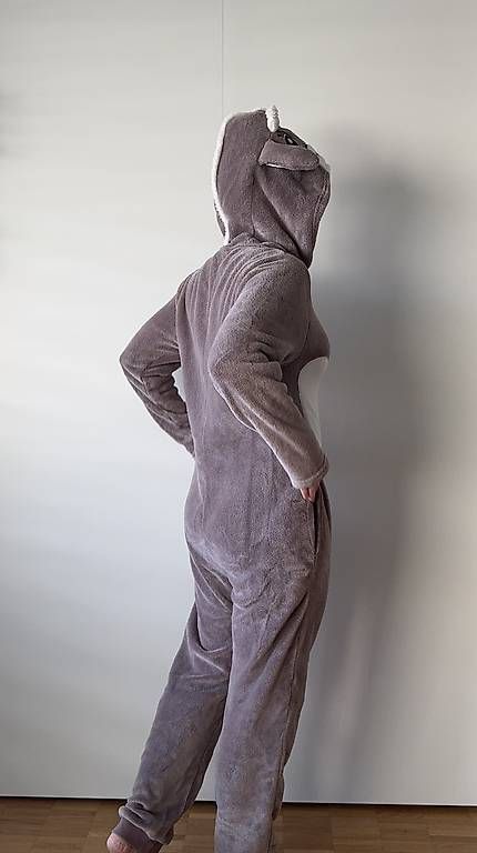Jumpsuits: Kuh-Overall mit Kapuze Gr. 36 – D'occasion à Basel par R__Mueller 1