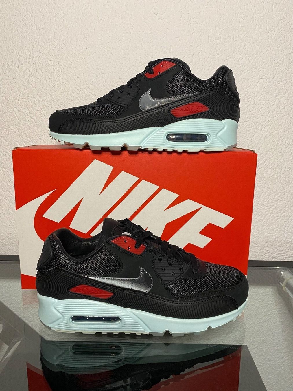 Nike Scarpe da uomo: AIR MAX 90 PREMIUM VINYL – Nuovo e nell'imballaggio originale da Obersaxen venduto da Bob-omb 1