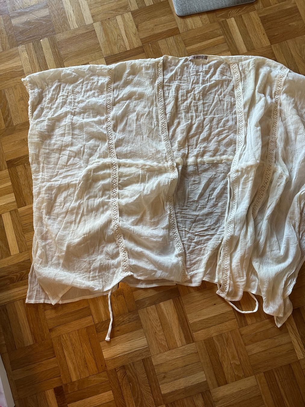Lotti di vestiti: Kleiderpacket – Nuovo (secondo la descrizione) da Balsthal venduto da dasesaro 4