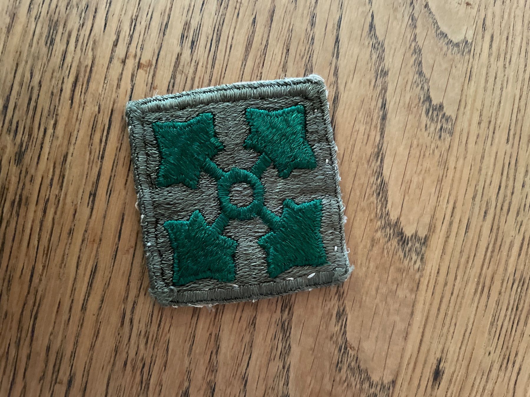 US Army Uniformen: U.S. Army patch Original WW2 4th division (d-day) – Gebraucht aus Oberbütschel von Woodie2005