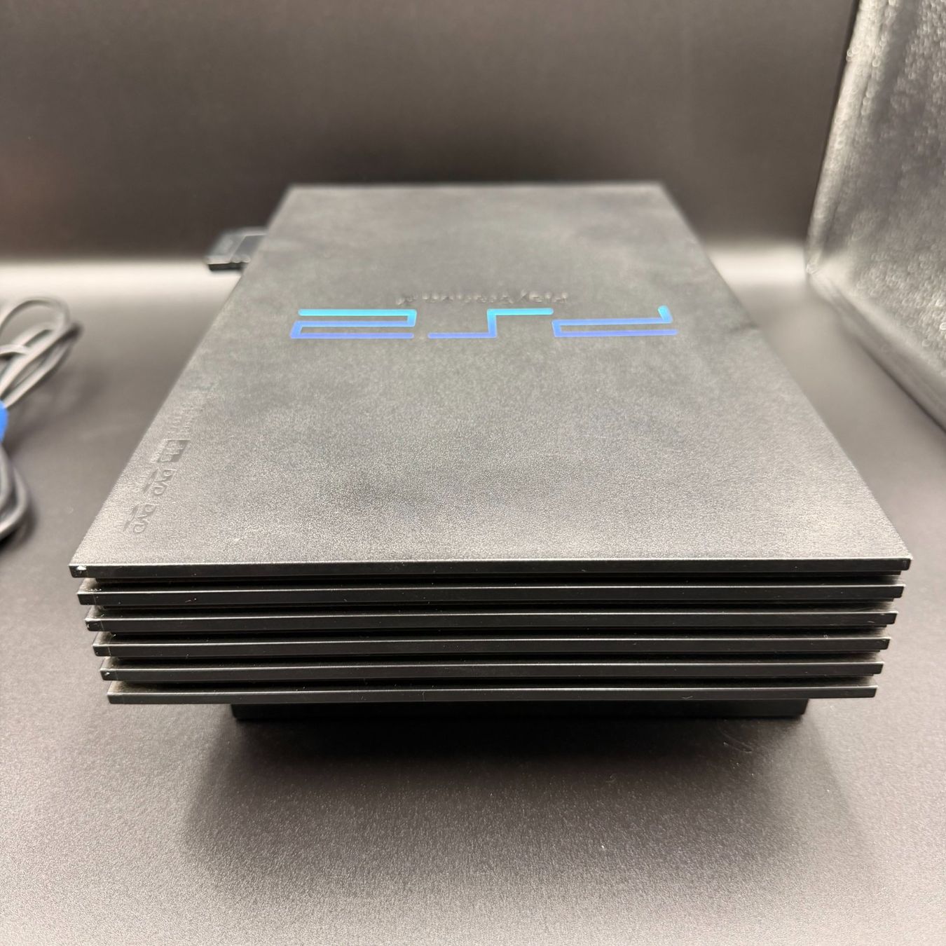 Sony Console: Sony PlayStation 2 Fat Konsole schwarz – Usato da Düdingen venduto da Nerdworld 1
