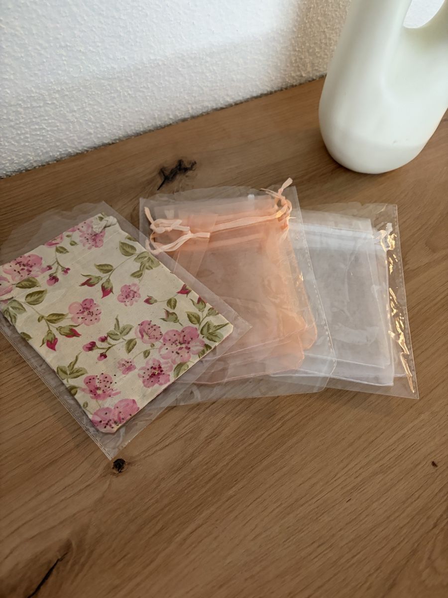 Alle Dekorationen: Verpackungsbeutel Schmuck – Neu und originalverpackt aus Sevelen von mar_gq8k