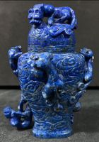 Antike chinesische Deckeldose aus Lapislazuli mit Löwen