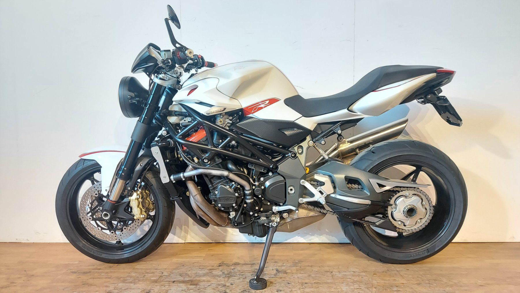 MV Agusta Strada: MV Agusta Brutale 1090 R – Usato da Tägerschen venduto da Moto-Welt 1