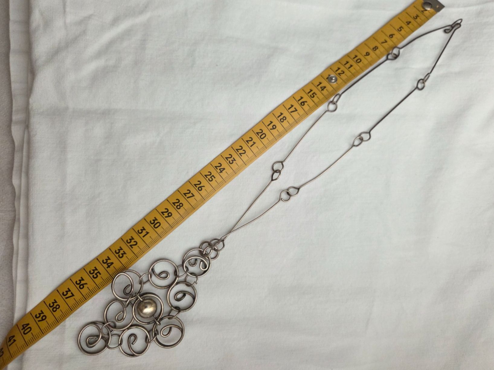 Ketten: Vintage Halskette Asymmetrische Muster – Gebraucht aus Bettingen von Wedgetail-Eagle2 2