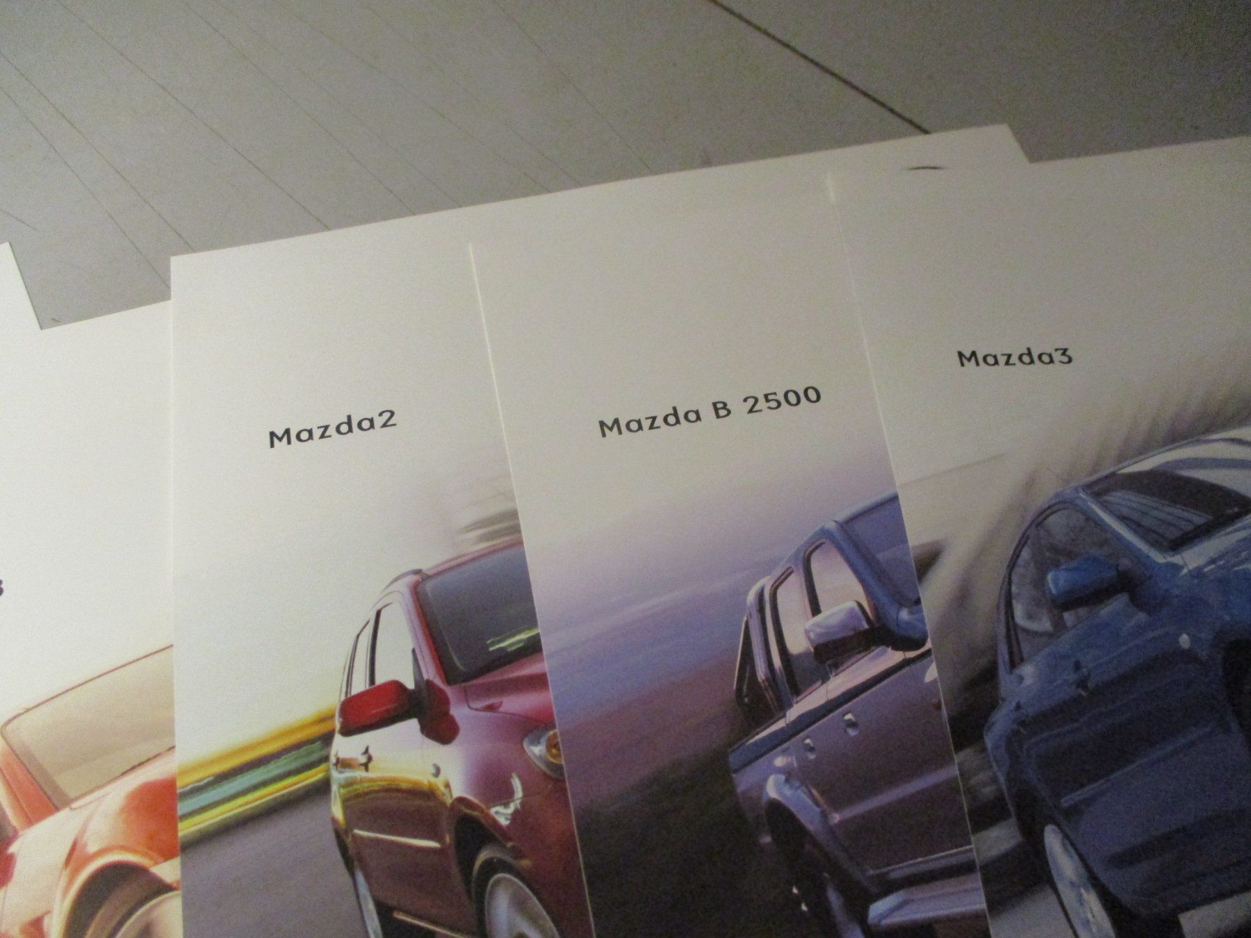 Mazda Documenti: MAZDA GENERALÜBERSICHT INKL PREISE 2004 – Usato da Langnau i. E. venduto da Superseven69 3