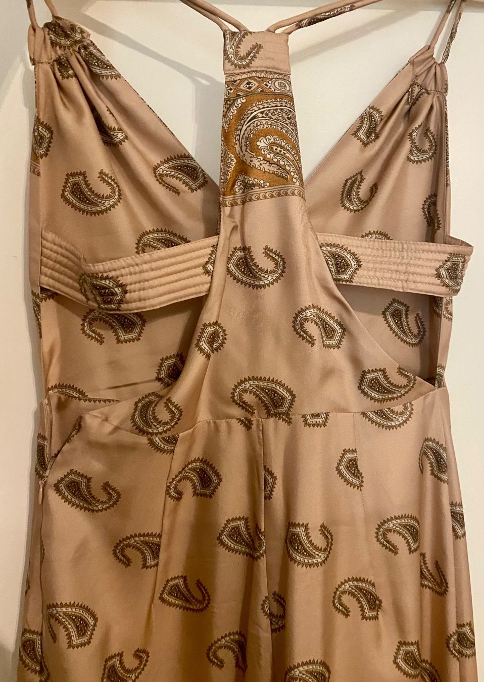 Nanushka Jumpsuits: Nanushka Silk Jumpsuit – Gebraucht aus Adliswil von Selected_items 3