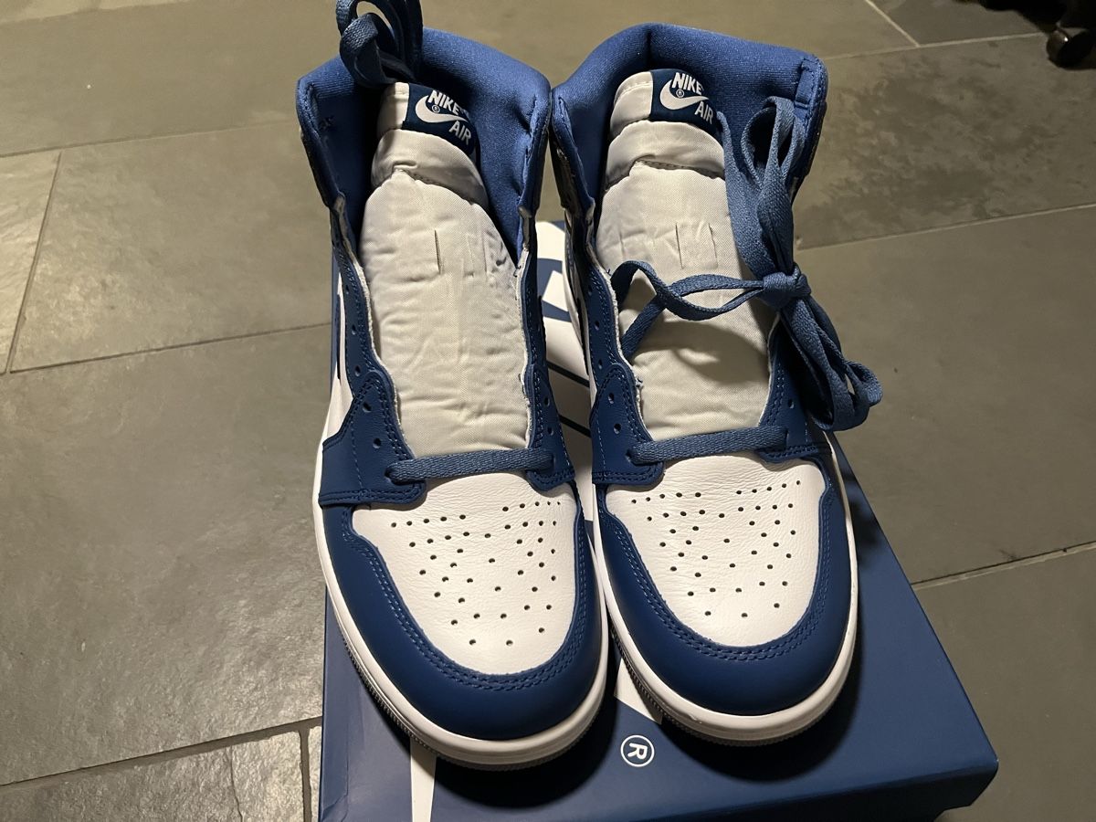 Jordan Scarpe da uomo: Jordan 1 Retro High Og True Blue – Nuovo e nell'imballaggio originale da Lenzburg venduto da JoelMeier 1