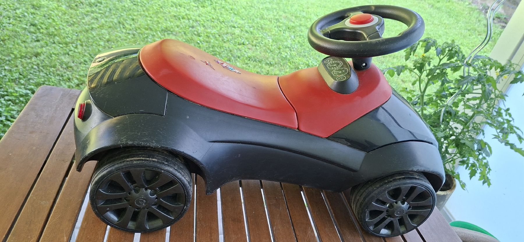 BMW Veicoli per bambini: Stabiles Kinderauto ab ca 18 Mt mit gebrauchsspuren – Usato da Malters venduto da ariolaut