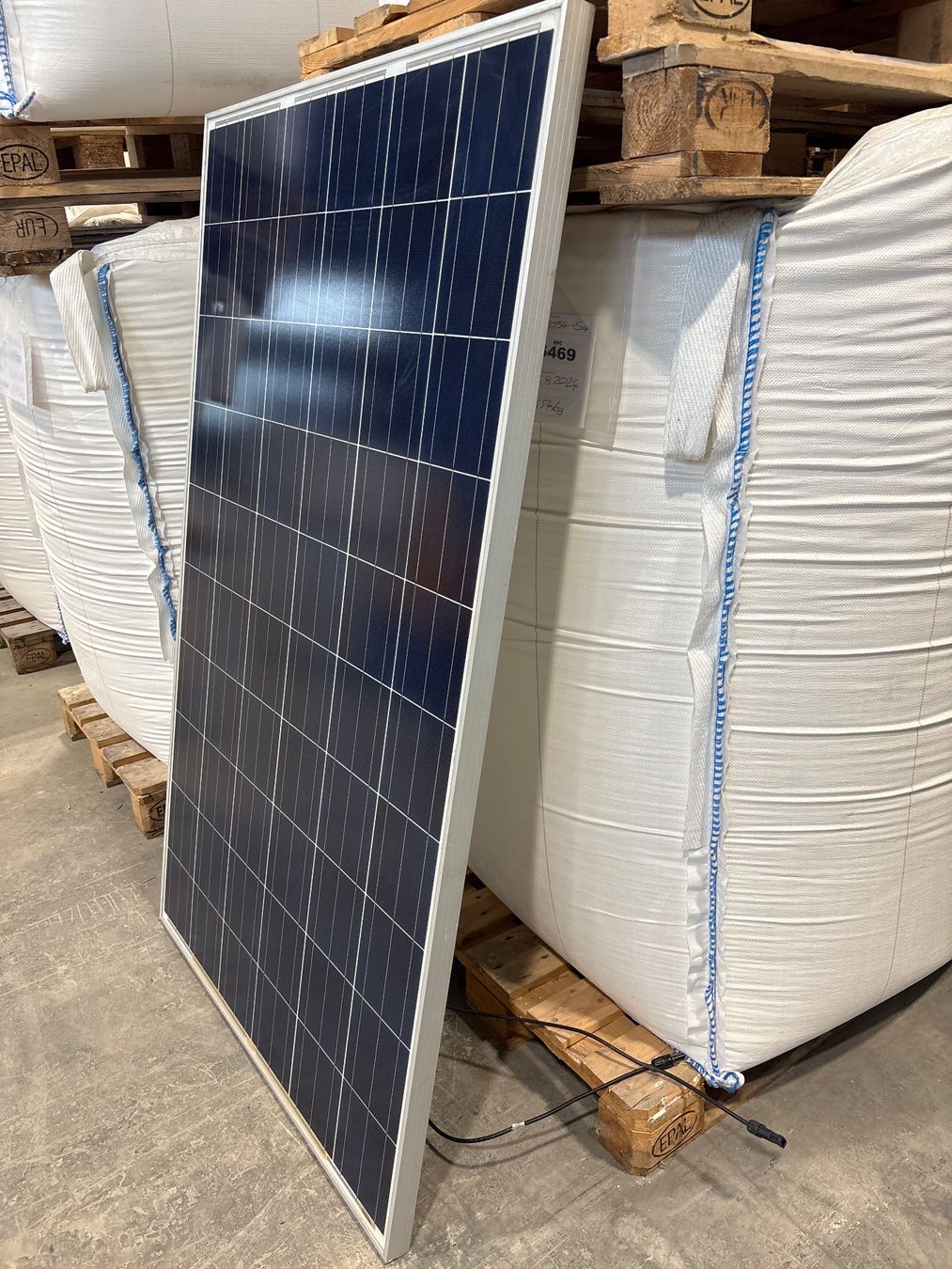 Dispositivi a energia solare: Solarpanel PVA 6221 Rickenbach – Usato da Emmenbrücke venduto da Plan-C-Liquidationen 1