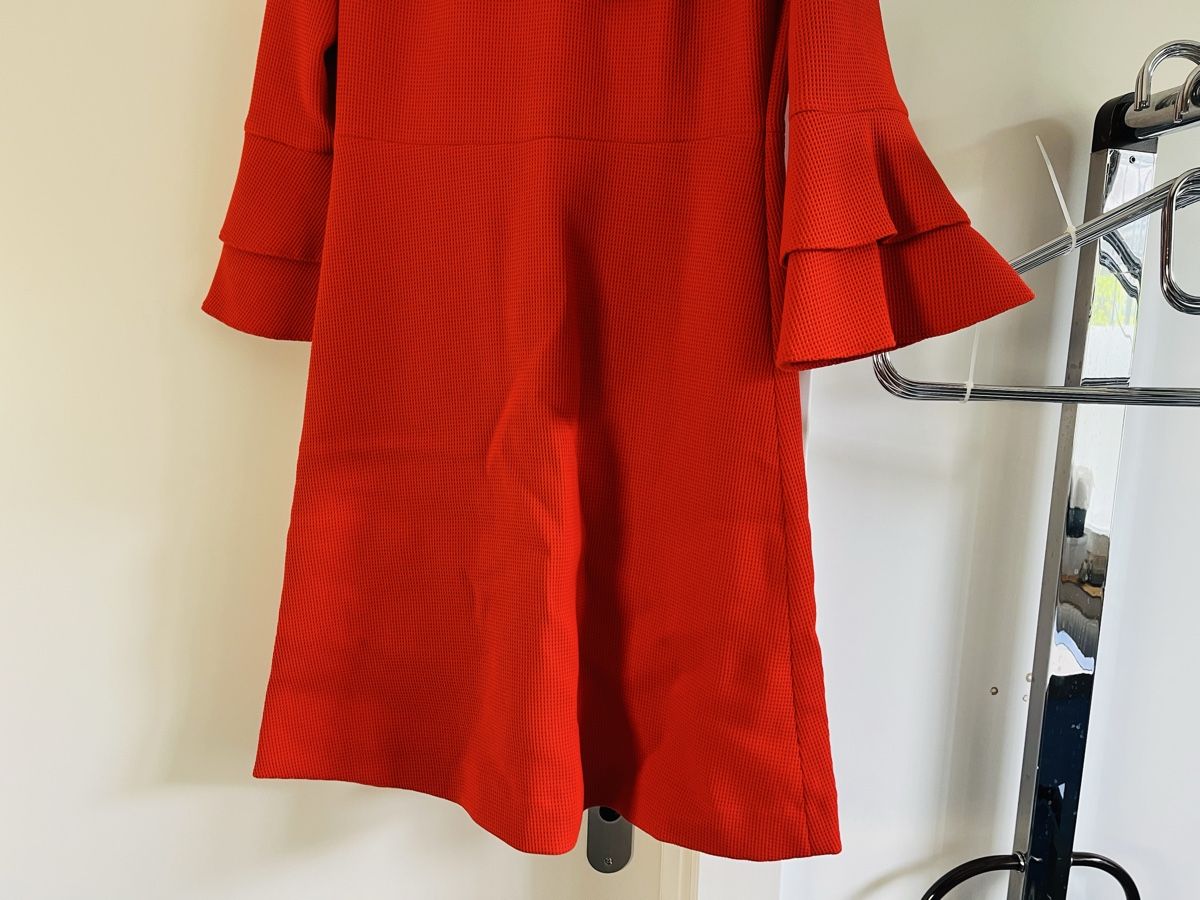 Hugo Boss Vestiti: Hugo Boss Kleid, Grösse 34 – Nuovo e nell'imballaggio originale da Zürich venduto da roadqueen 1