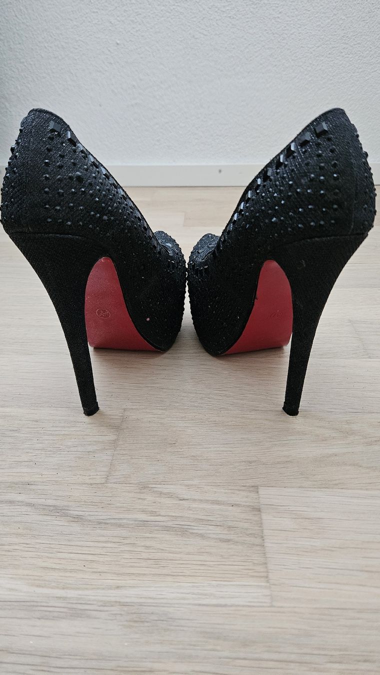 Damenschuhe: Schwarze High Heels, Grösse 37 – Gebraucht aus Winterthur von an.ki 2