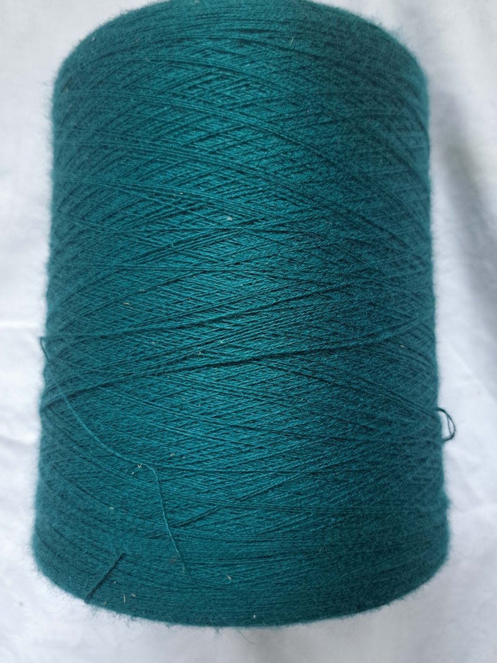 Wolle: 670 g weiche Baumwolle, blaugrün – Neu und originalverpackt aus Basel von Sweet-Yarns01