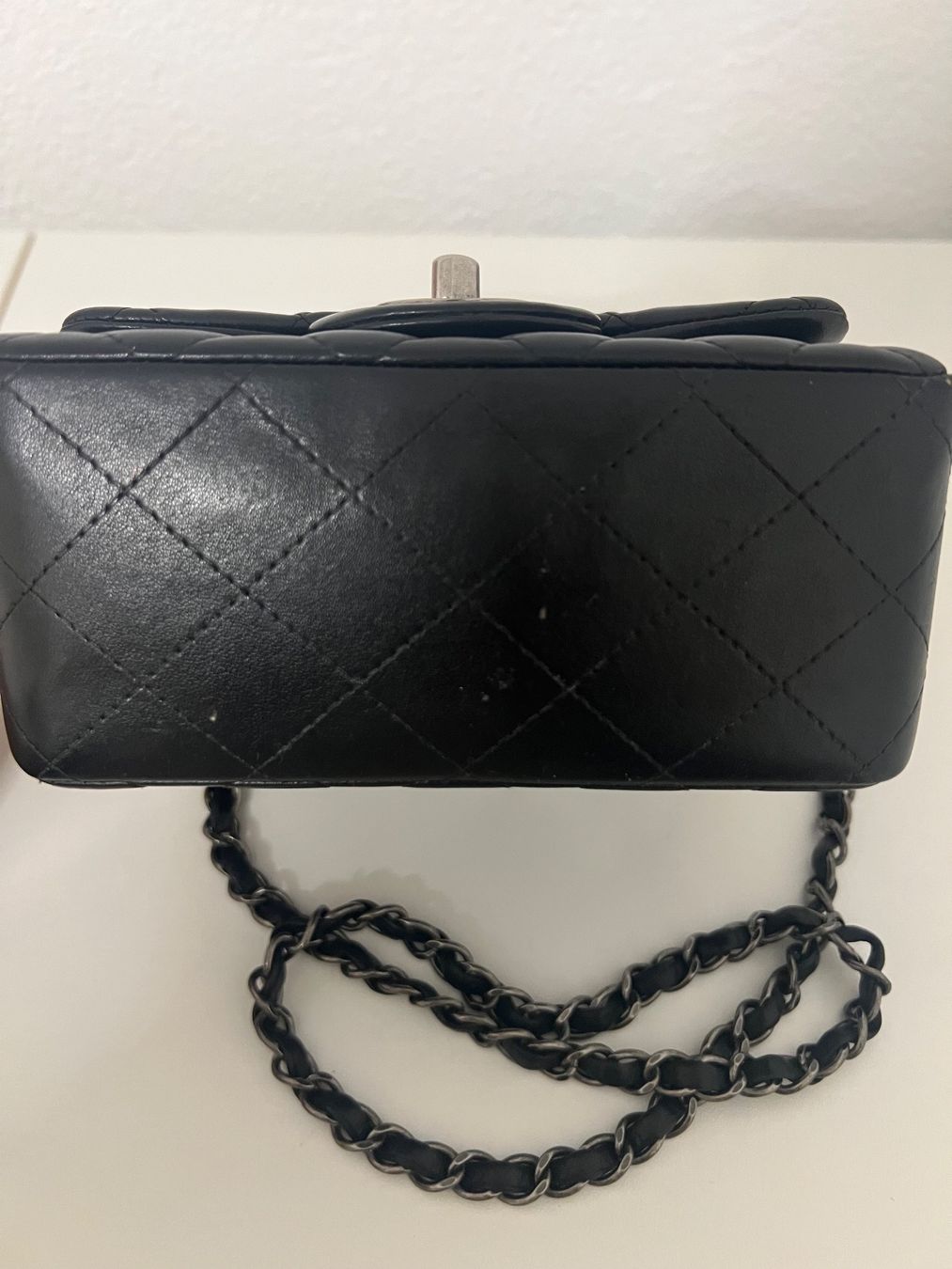 Chanel Sacs femmes: Chanel Classic Mini Sqaure Lambskin Schwarz silver Hardware – D'occasion à Embrach par whi_5g28 3