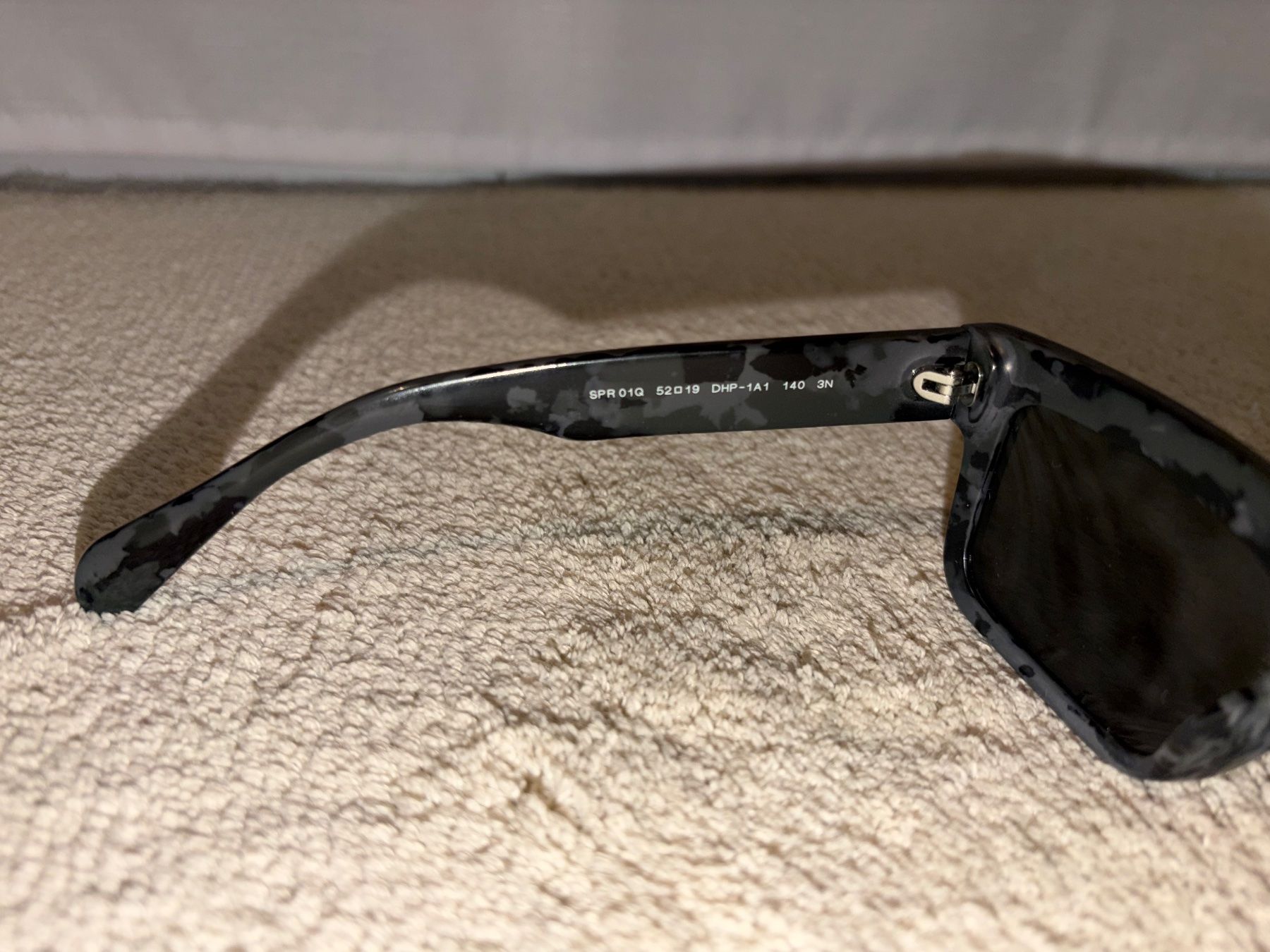 Prada Occhiali & Lenti: Prada Sonnenbrille Vintage – Usato da Visperterminen venduto da lgresell 4