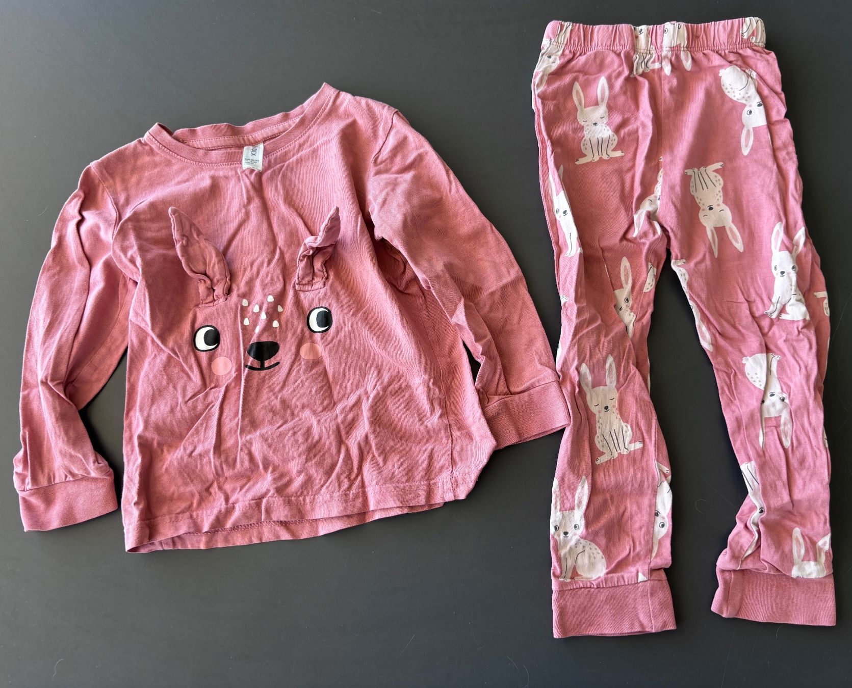 Pigiama & Simili: Pyjama Set Lindex rosa, Grösse 98/104 – Usato da Brugg AG venduto da tsannen