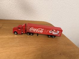 Coca-Cola Lastwagen Modellauto rot mit Weihnachtsmotiv