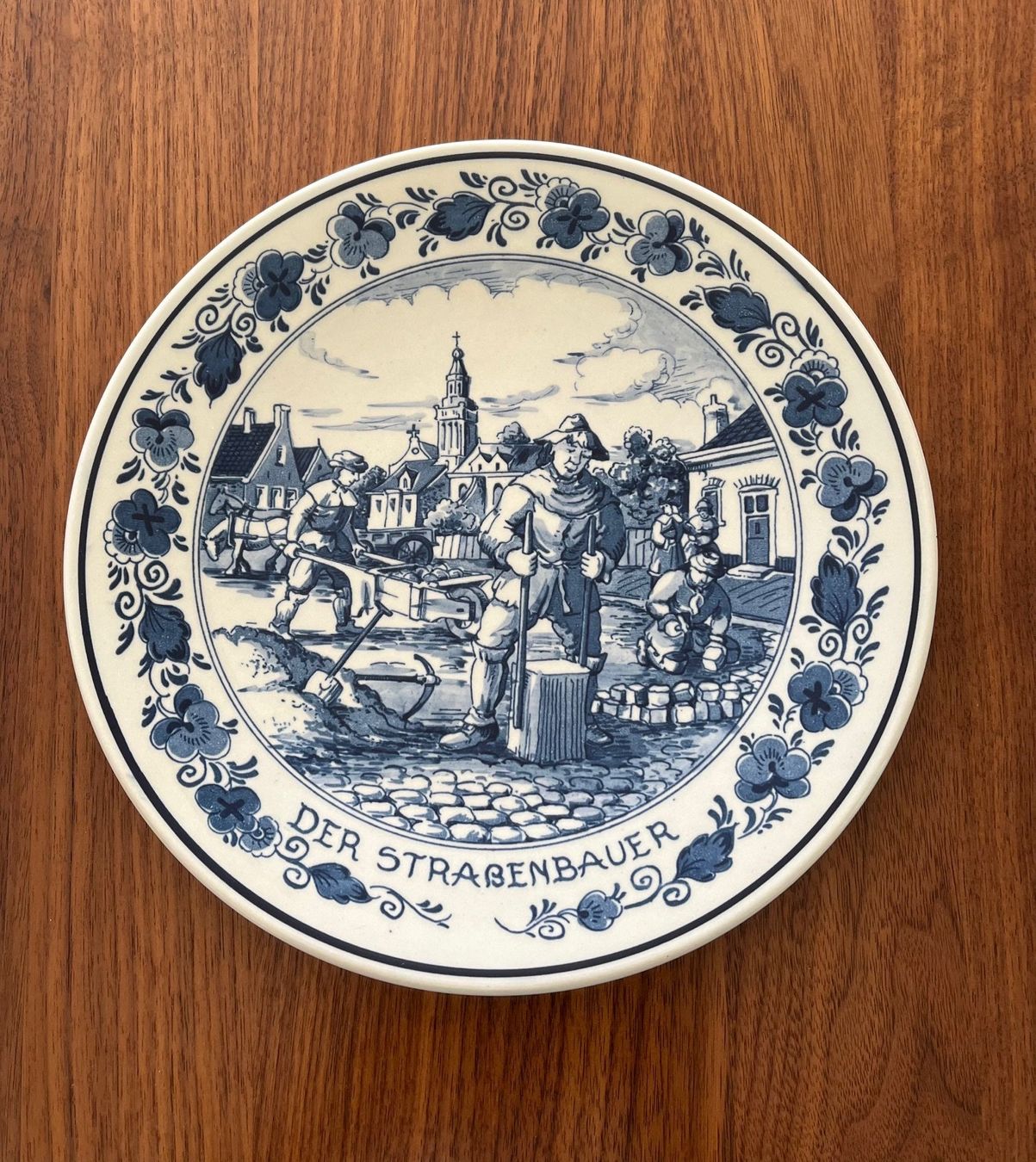 Manufactum Tutte le decorazioni: Wandteller von Royal Goedewaagen – Usato da Hergiswil NW venduto da redrose51