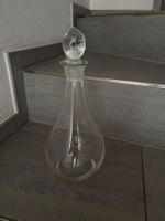 Schöne bauchige Wein Glas Karaffe mit Glas Stöpsel