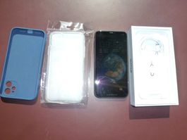 iPhone 11  128GB