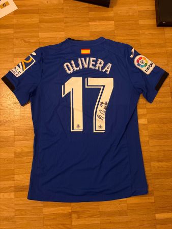 Matchworn signed Getafe CF Olivera with COA