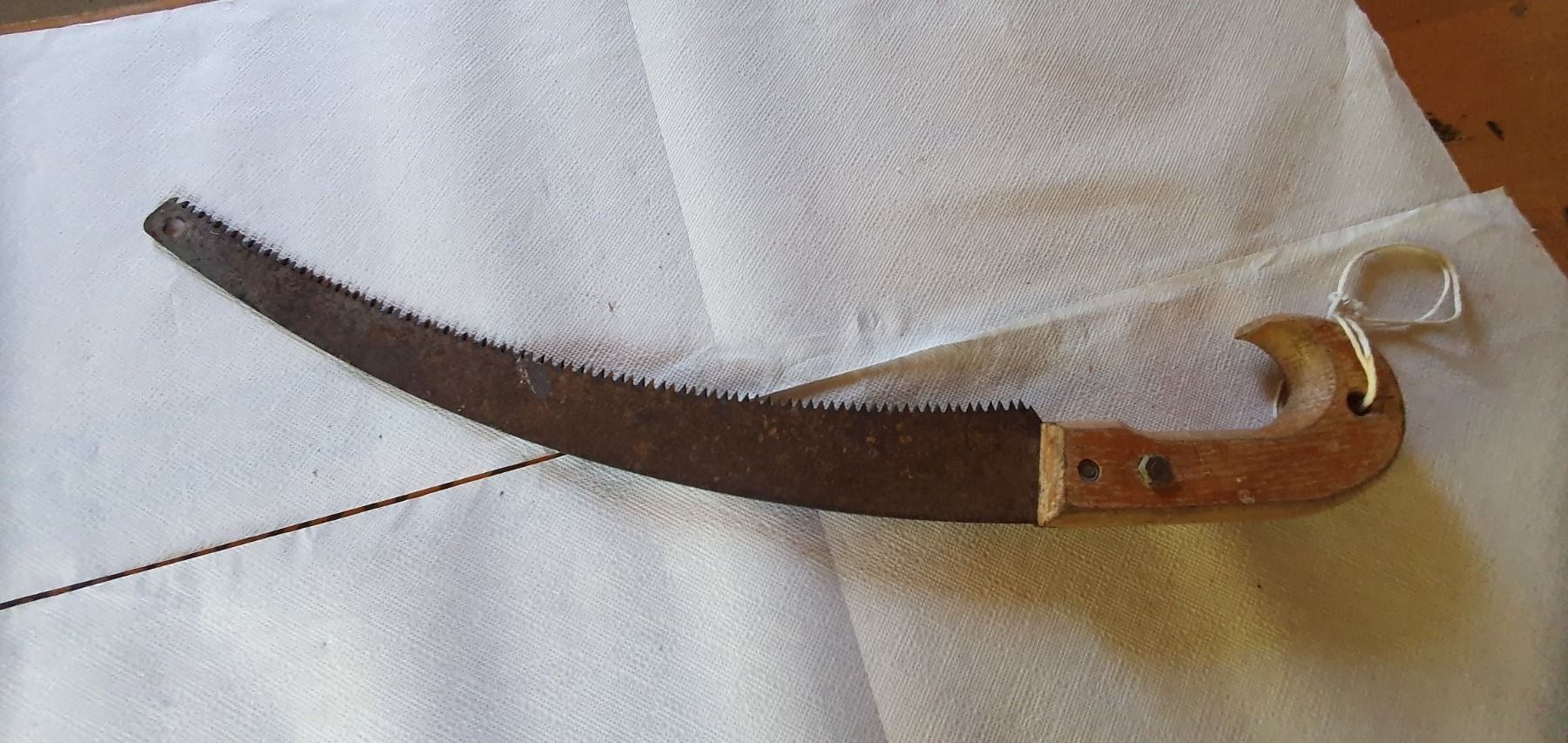 Seghe: Petite scie ancienne à bois – Usato da Moutier venduto da gvmv 1