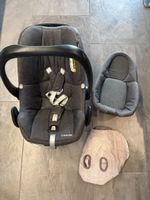 Maxi-Cosi Babyschale Rock i-Size inkl. Zubehör zu verkaufen!