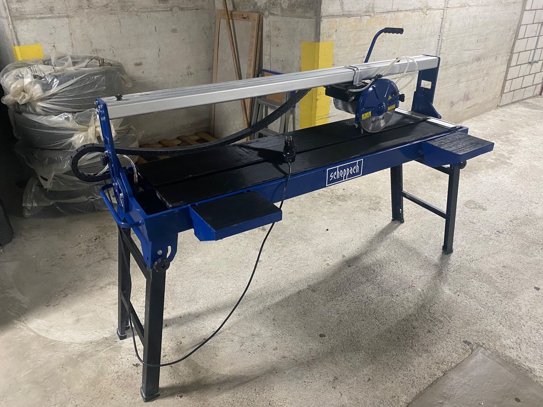 Scheppach Tutte le macchine: Scheppach FS4700 Fliesenschneider | 120 cm | Grossformat – Usato da Ennetbaden venduto da vontoby