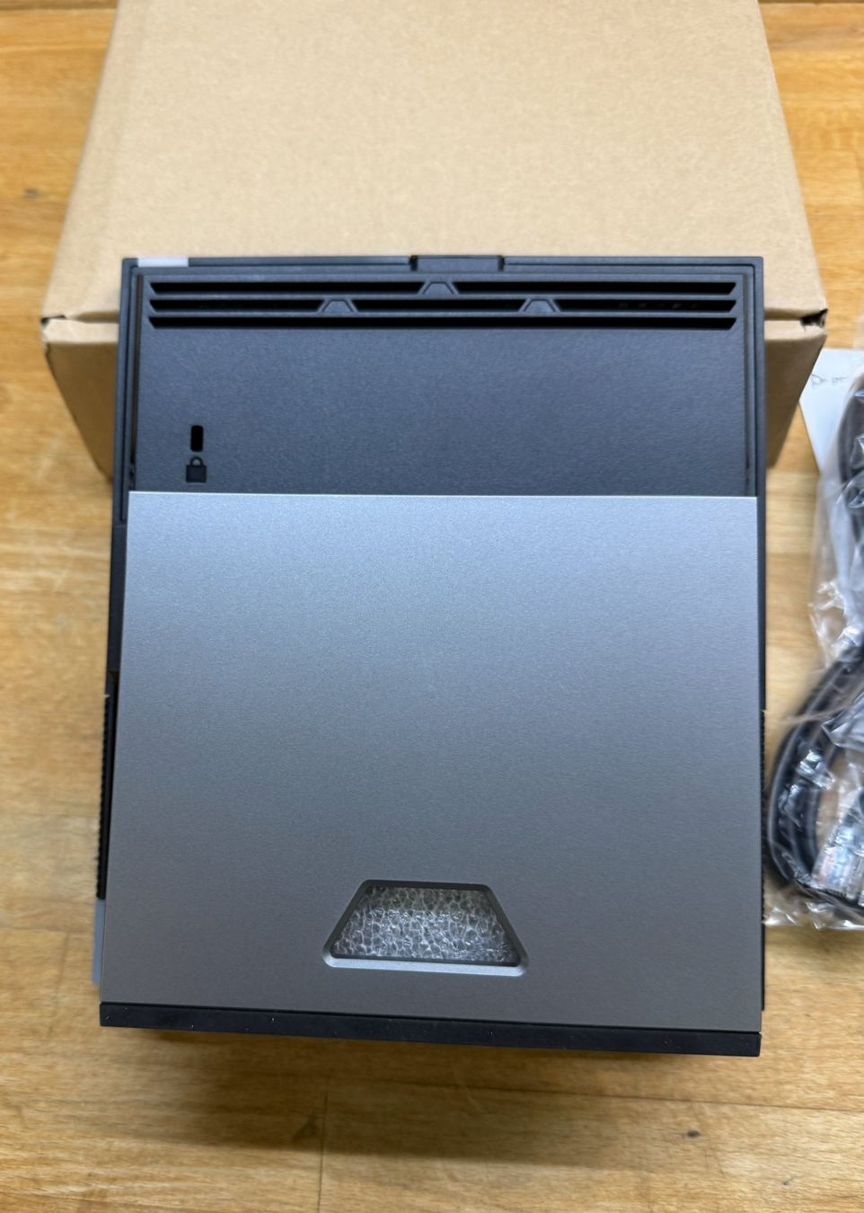 Polycom Telefoni: HP / Poly CCX600 Microsoft Teams Phone – Usato da Rümlang venduto da Indalo 2