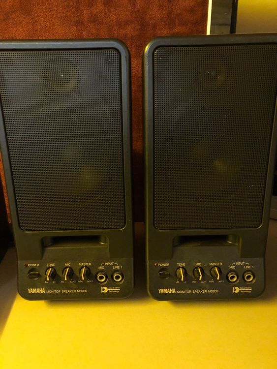 Yamaha monitor best sale speaker ms20s