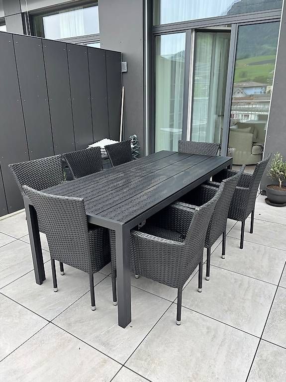 Set de table et chaises: Gartenset mit 8 Stühlen - neuwertig – D'occasion à Goldau par gis_k5rh